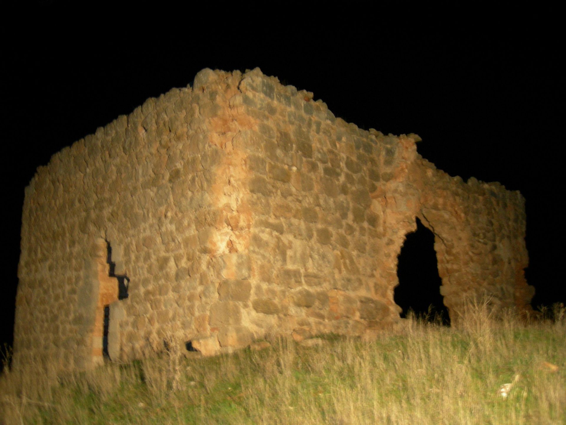 Ruinas del poblado de san Juan (siglo XII)